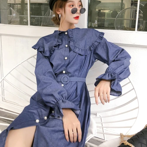 Женское джинсовое платье с жемчужинами однобортное синее воротником Питер Пэн в