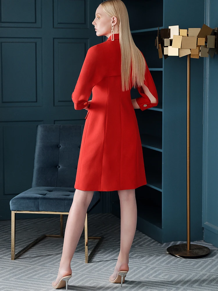 Женское Деловое платье двубортное облегающее элегантное средней длины для офиса