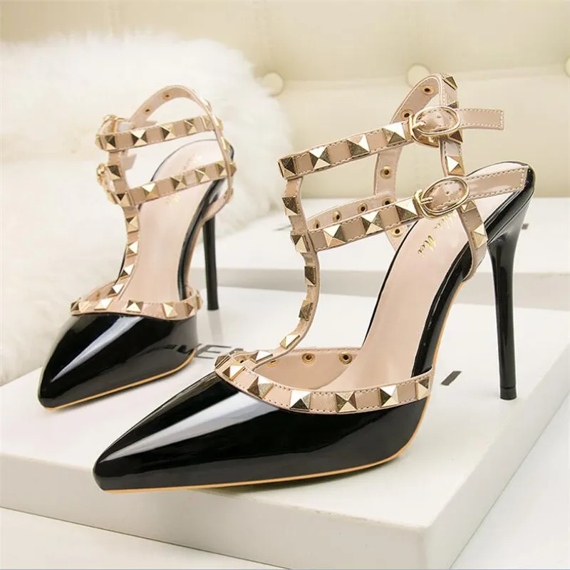 

Women Pumps Ladies Sexy Pointed Toe High Heels Fashion Studded Stiletto Rivet High Heel Sandals Shoes Large Size