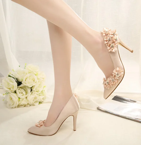 На высоком каблуке под платье Платье подружки невесты принцессы со стразами для