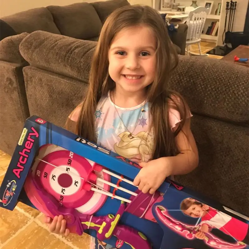 

Light Up Archery Bow and Arrow Toy Set for Boys Girls With 3 Suction Cup Arrows C5AF