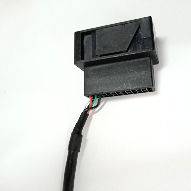 Конвертер RGB в CVBS AV для оригинальной автомобильной камеры Volkswagen Magotan B7 Tiguan CC Golf 6