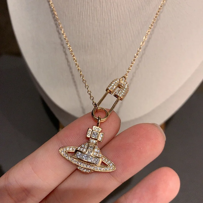 

Creative 2021 New Planet Necklace for Women Rhinestone Paper Clip Pendant Chokers Female Saturns Pin Necklaces Party Jewelry