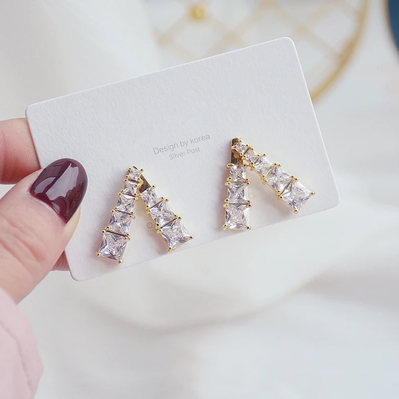 

YDL Exquisite Pave Shining Cubic Zircon CZ Letter V Earring for Women AAA Zirconia Temperament Stud Earrings Wedding Jewelry