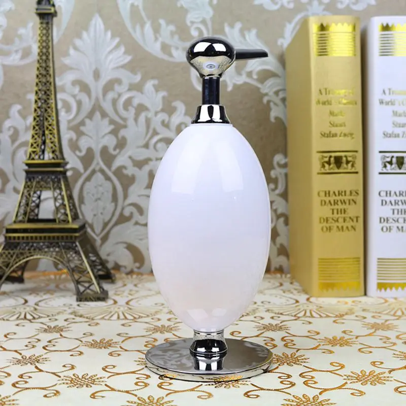 

T8NA 350ml Vintage Metal Refillable Liquid Soap Dispenser Bathroom Shampoo Bottle