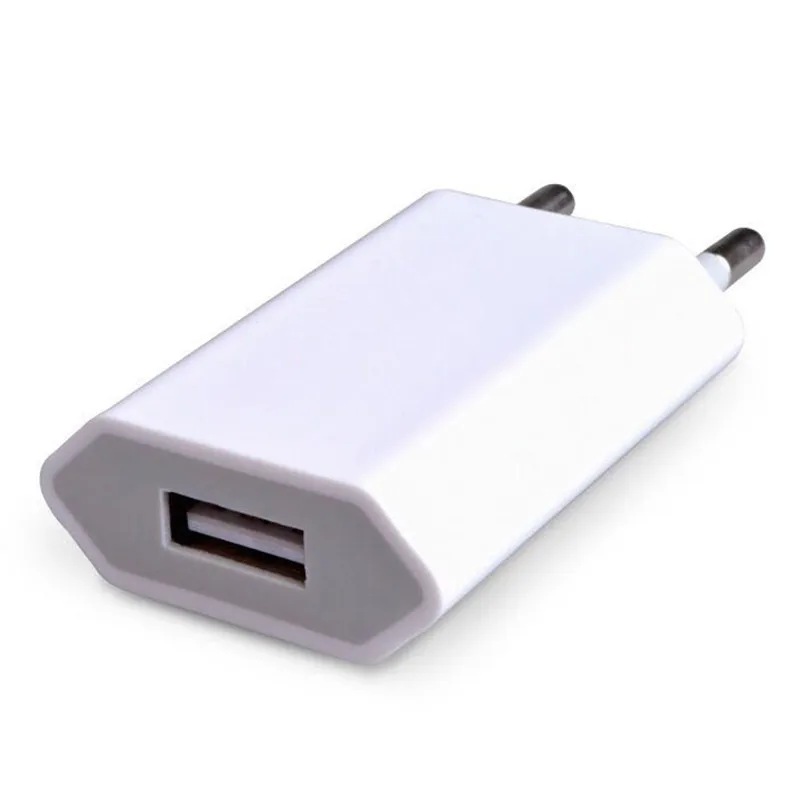 Универсальное дорожное зарядное устройство с европейской вилкой настенное