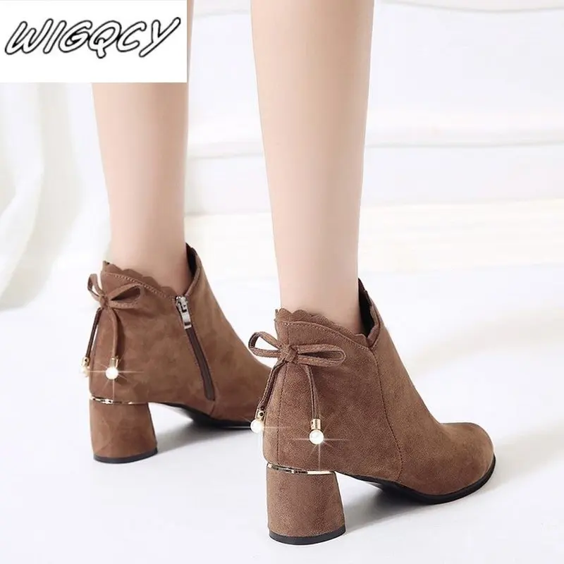

2020 winter new style with thick with pointed women's shoes boots lace women's boots bow Martin high-heel boots