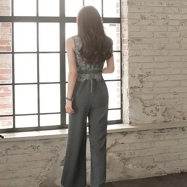 Летний комбинезон сексуальный без рукавов с поясом кружевной женский костюм