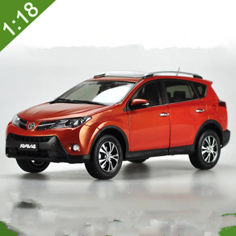 Оригинальная авторизованная фабрика 1:18 Модель автомобиля toyota RAV4 классические