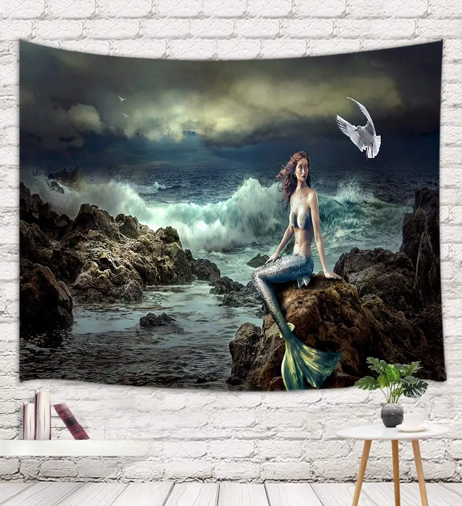 Сказочная девушка сидящая на берегу скала и птица с океанскими