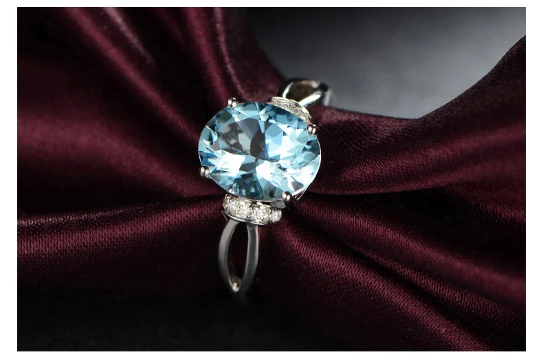 Женское кольцо в форме сердца из чистого золота 18 К с натуральным аквамарином |