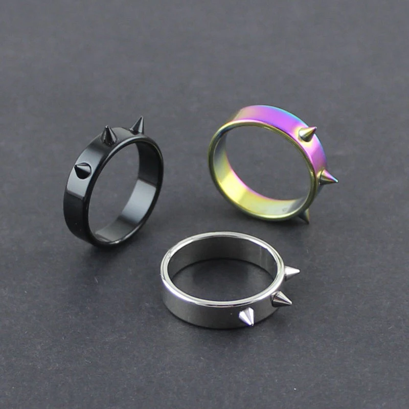 

Titanium Steel Spiked Rivet Cone Self-defense Nail Barbed Rings Thorn Head anti-wolf Ring For Men Women Punk Style Self-defense