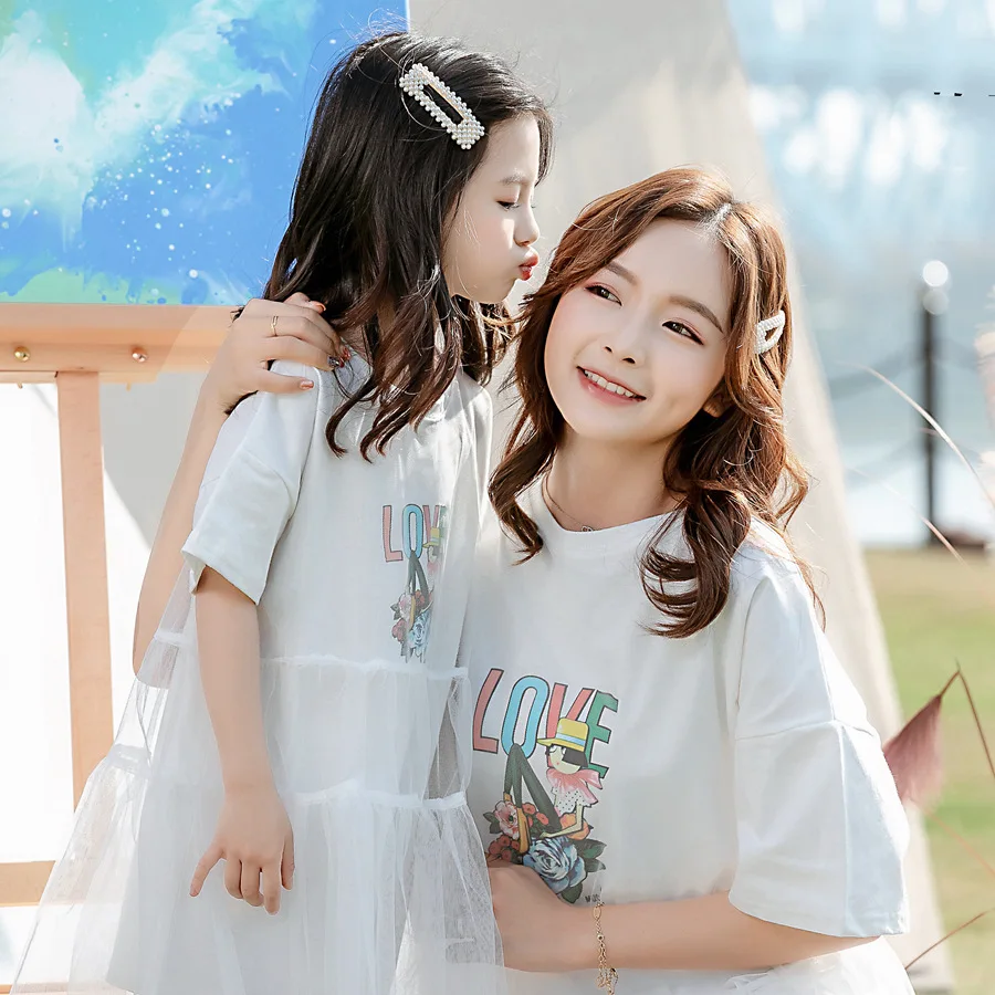 

Parent-child wear 2021 summer new products Korean loose mesh stitching mother anddaughter dresses on dropship