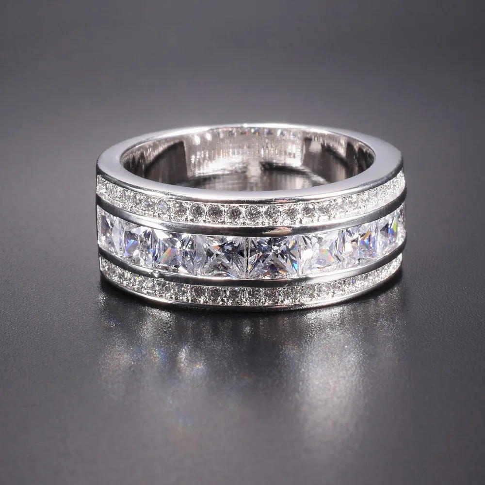 Женское роскошное обручальное кольцо из белого золота 10 к с имитацией бриллианта