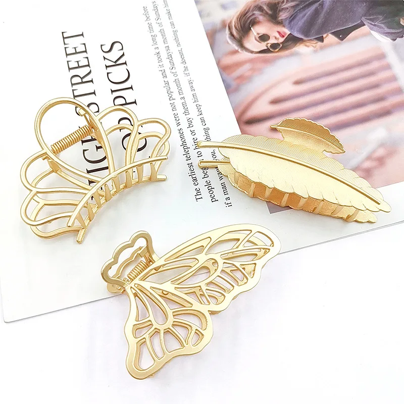 

Large Butterfly Metal Crab Hair Claws Clips For Women Girls Korean Gold Feather Crown Barrettes Ladies Wedding Hair Accessories