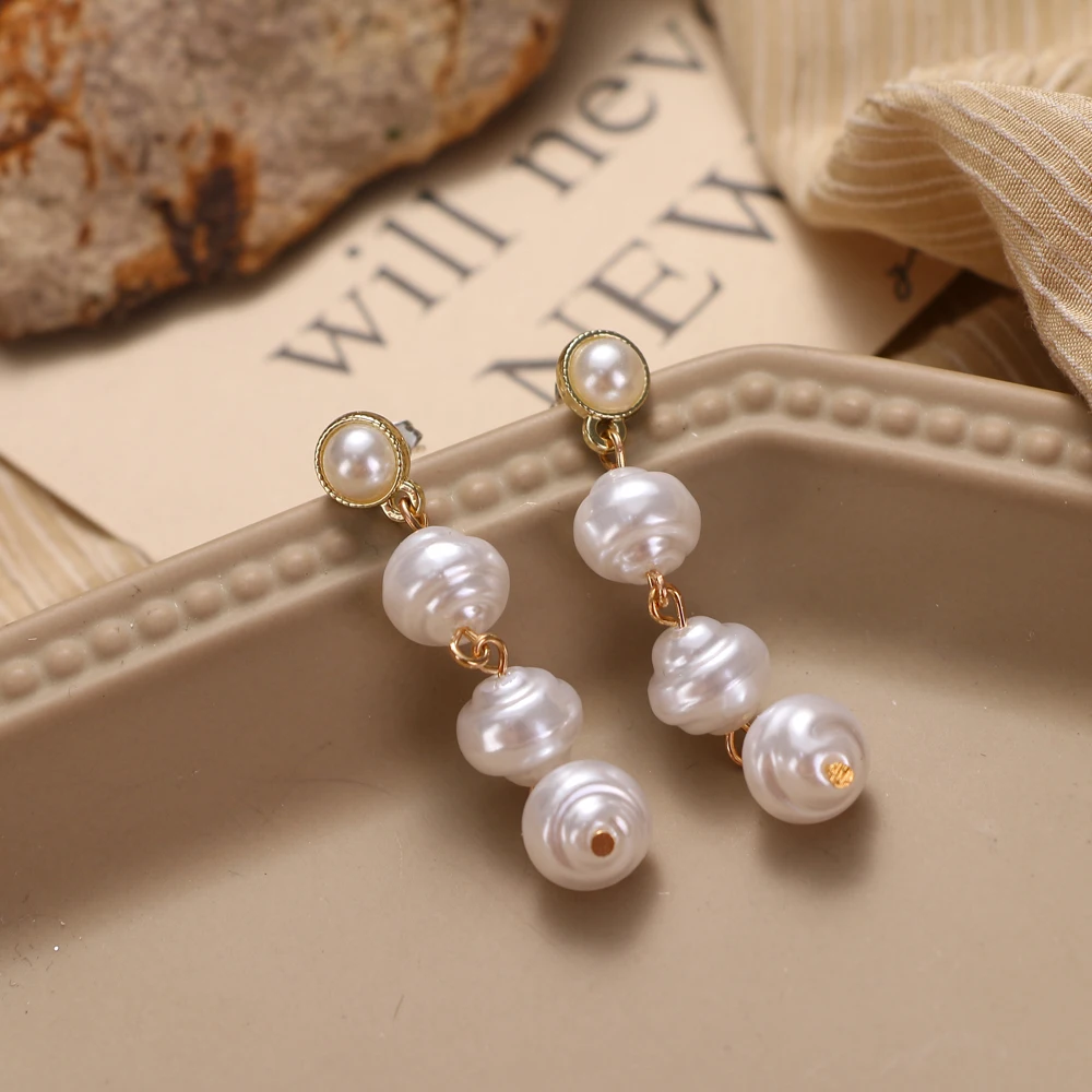 

FNIO Vintage Gold Geometric Pearls Earrings For Women Korean Temperament Heart Crystal Irregular Pearl Earring Gift Jewelry