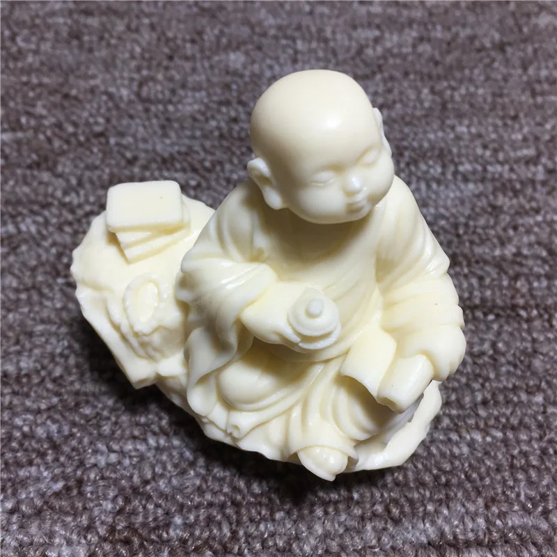

La nueva escultura de monje pequeño tallada a mano de marfil fruta Buda estatua artesanías decoración del hogar Accesorios perso