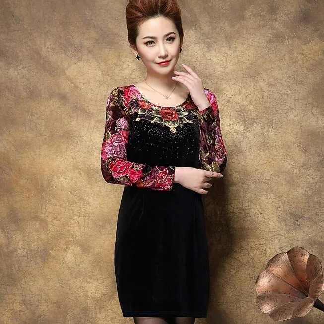 Осень 2020 бархатное платье для женщин среднего возраста плюс размер с длинным