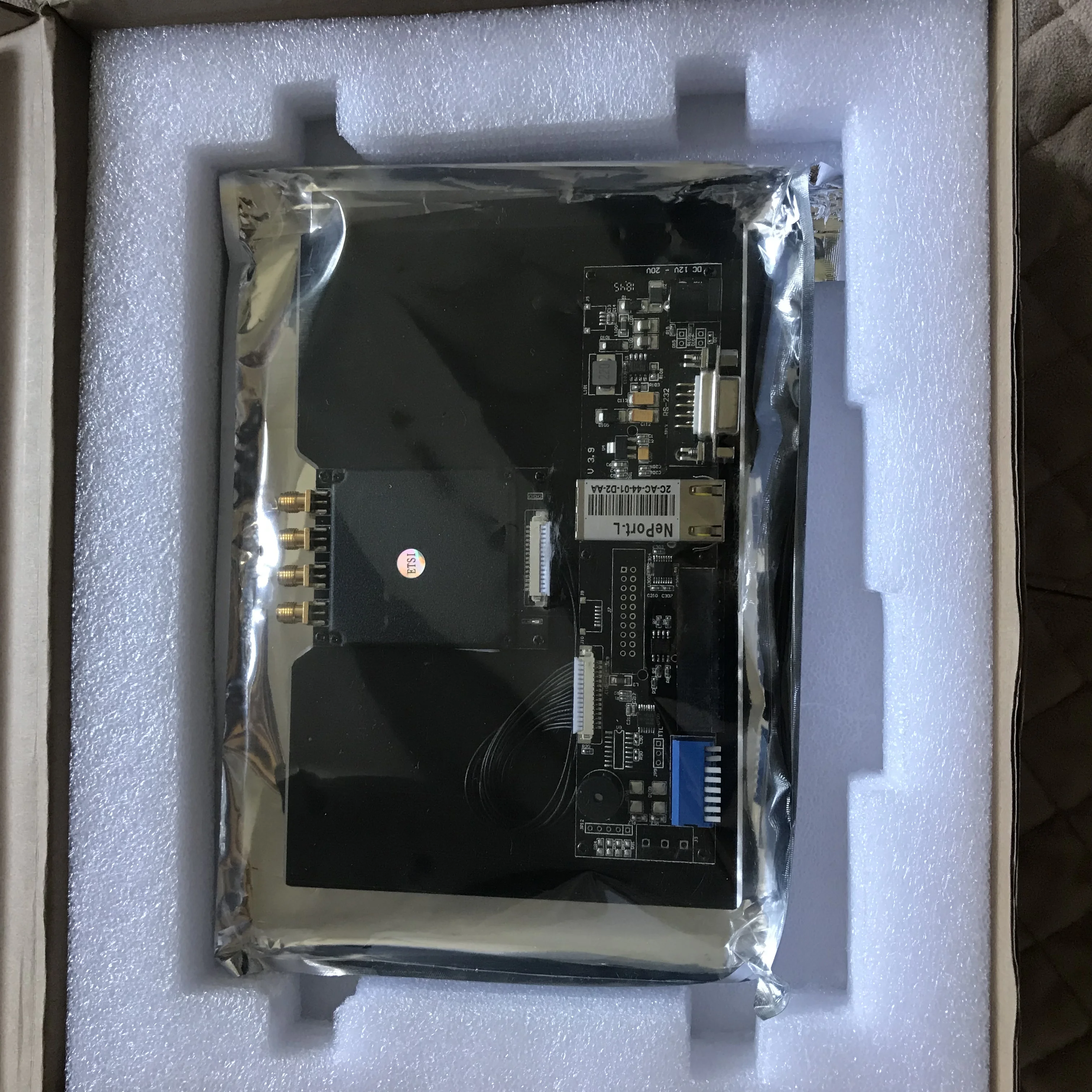 860 960 МГц 4 портовый модуль считывания UHF RFID работает на чипе Impinj R2000|module board|module