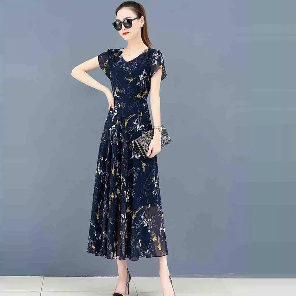 Женское платье с V образным вырезом летнее коротким рукавом и богемным принтом