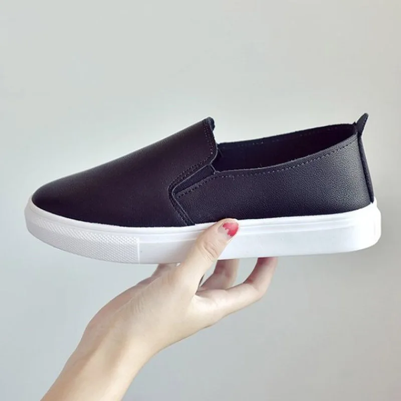 

Loafers for Women Flat Casual Shoes Leather Shoes Ladies Round Toe Sneaker Breathable Cozy Black White Platform Vulcanized Shoes