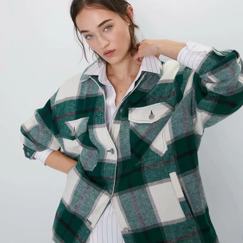 Женская клетчатая куртка зеленая Свободная в Корейском стиле большие размеры