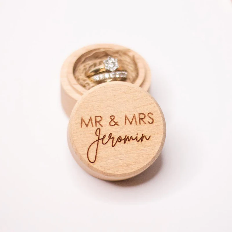 

Personalised wooden ring box,Wedding ring box,Engagement ring box,Wedding decor,Ring holder,Ring bearer,Round ring box