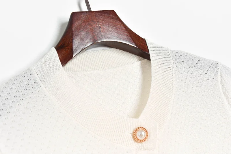 

High Quality Women Knitted Thin Cardigans Short Sleeves Luxury Buttons Patchwork Hollow Out Elegant Sweaters Office Lady's Tops