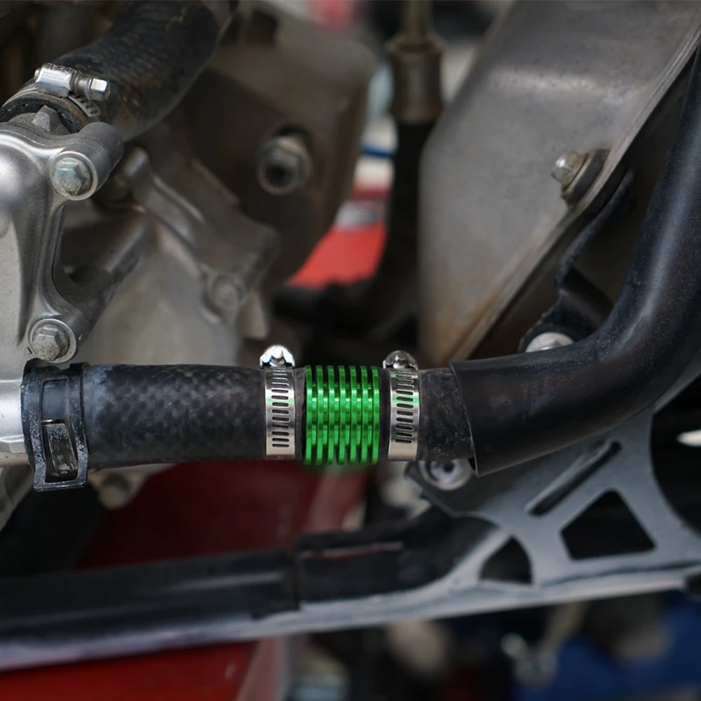 Мотоцикл CNC в линии супер водяного охладителя для Kawasaki 125 - 450 KX KXF KLX KDX 150 200 250 300 350 400 Универсальные аксессуары.