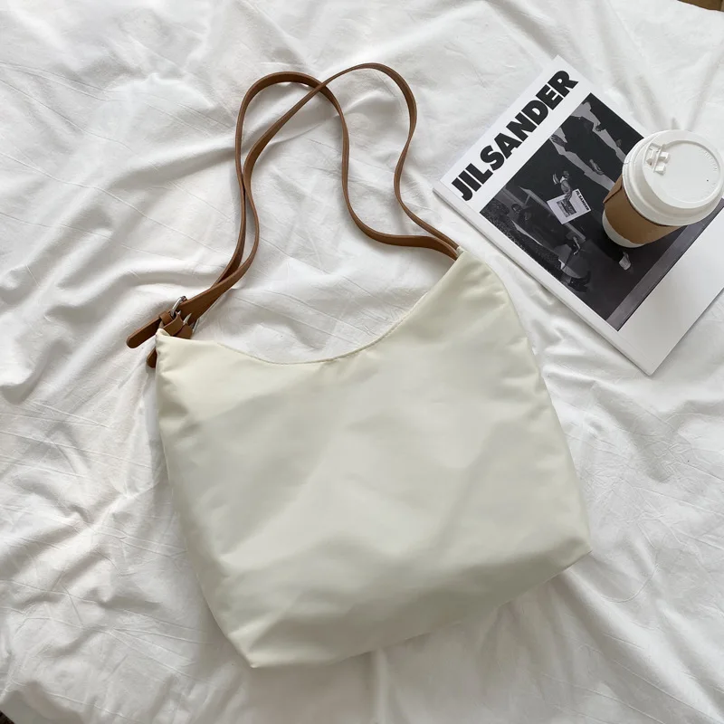 

Woman Fashion Retro Elegant Oxford Cloth Shoulder Bag Large Capacity Travel Handbag Tote Bag