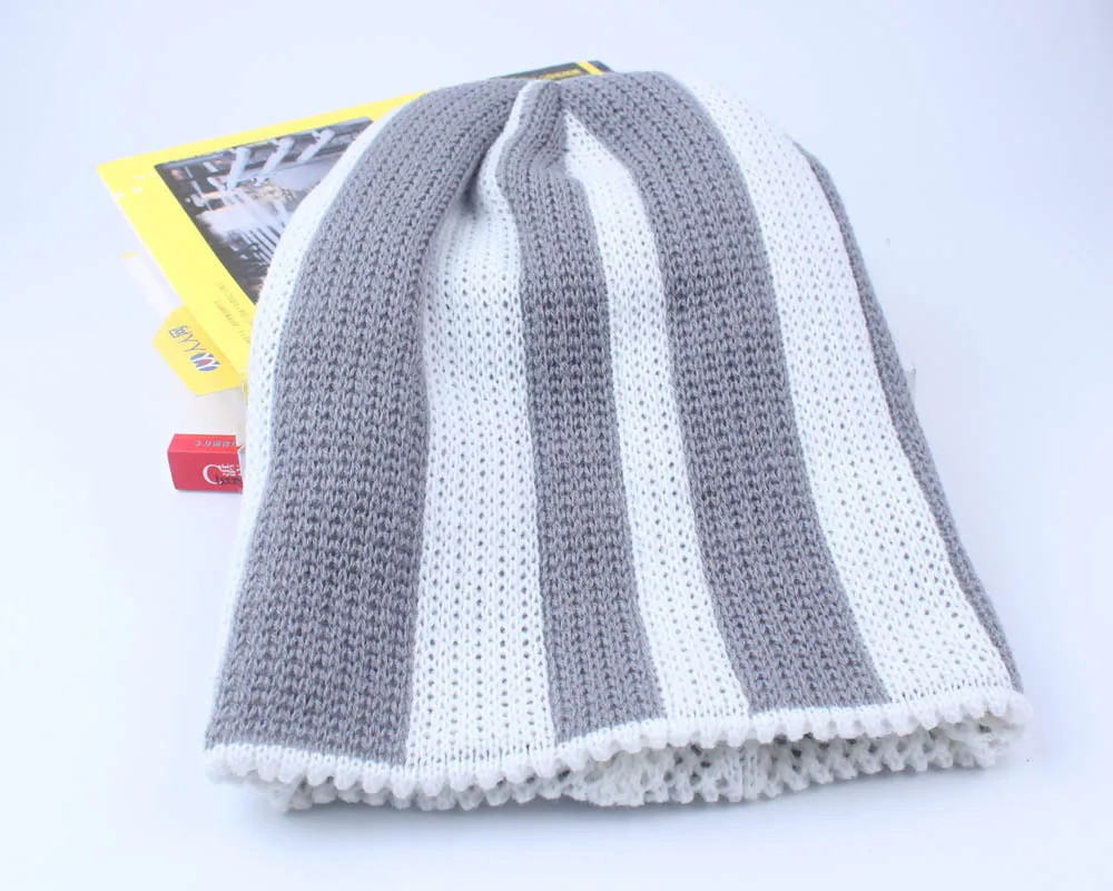 Осенние новые женские вязаные шапки модные Двусторонние Шапки с дырками горячая