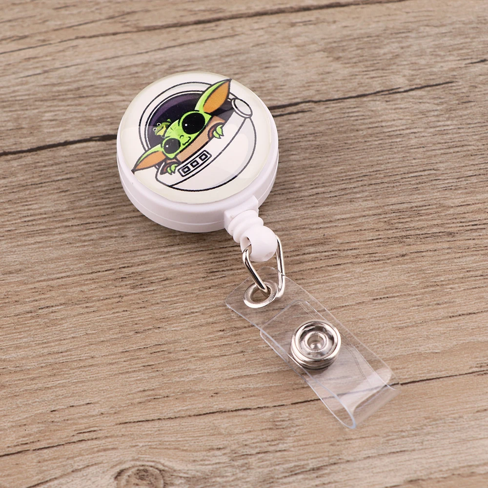 Выдвижной школьный значок медсестры JF763 с изображением инопланетянина |