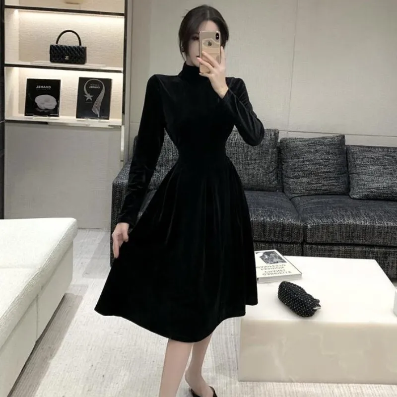 Платье-водолазка женское бархатное с высокой талией винтажное | Женская одежда