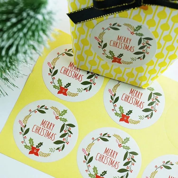 

60Pcs 10Sheets Round Merry Christmas Garland Leaves 5cm Packaging Sealing Label Kraft Sticker Baking DIY Gift Stickers