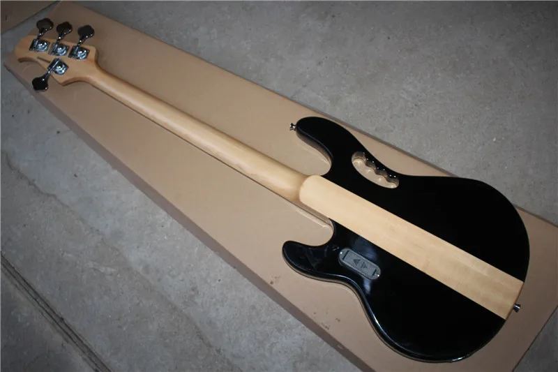 4-струнной бас-гитары производство Китай черный Цвет тела с кленовым шеи массаж