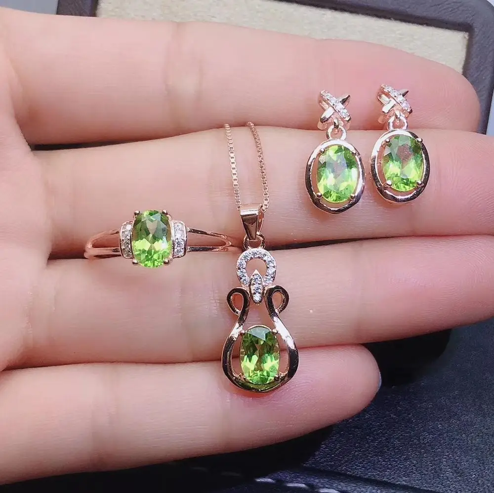Серьги подвески женские из серебра 925 пробы с натуральным зеленым