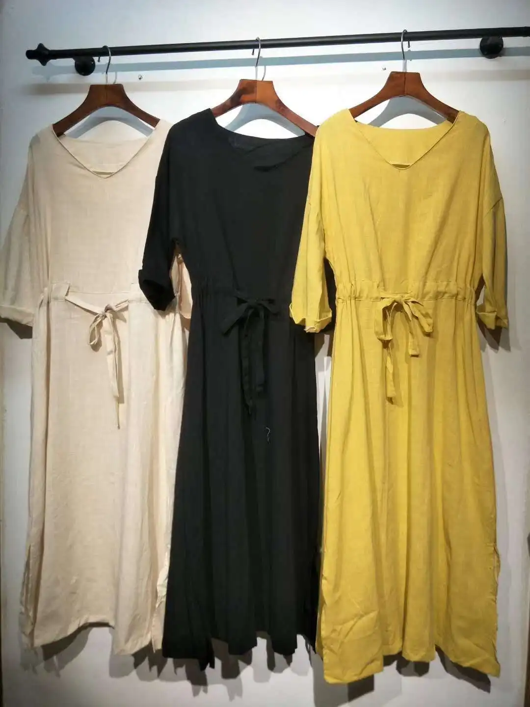 

COIGARSAM Loose Women Long dress Belt High Waist V-Neck Dresses Black Yellow Apricot 6723