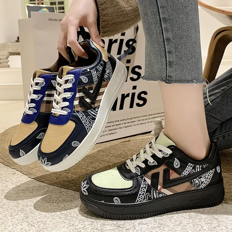

2021 Fashion Spring New Designer Hot Sale White Shoes Female Platform Sneakers Women Tenis Feminino Casual Female Shoes Woman