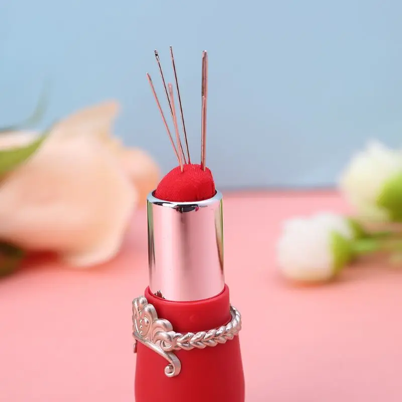

Lipstick Shaped Needles Pin Cushion Rotatable Needle Holder Sewing Craft Tool Accessories X7JE