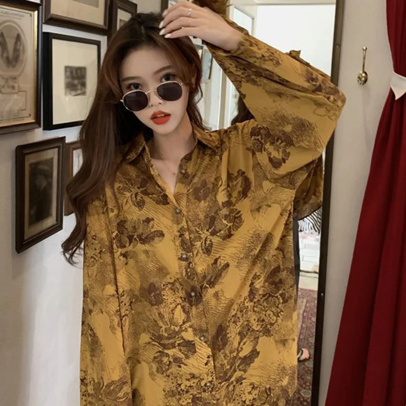 Ladies Retro Printed Shirts Spring And Autumn Korean Loose Casual Abstract Printed Long Sleeve blouses 4 Ladies Retro Printed Shirts Spring And Autumn Korean Loose Casual Abstract Printed Long Sleeve blouses 4