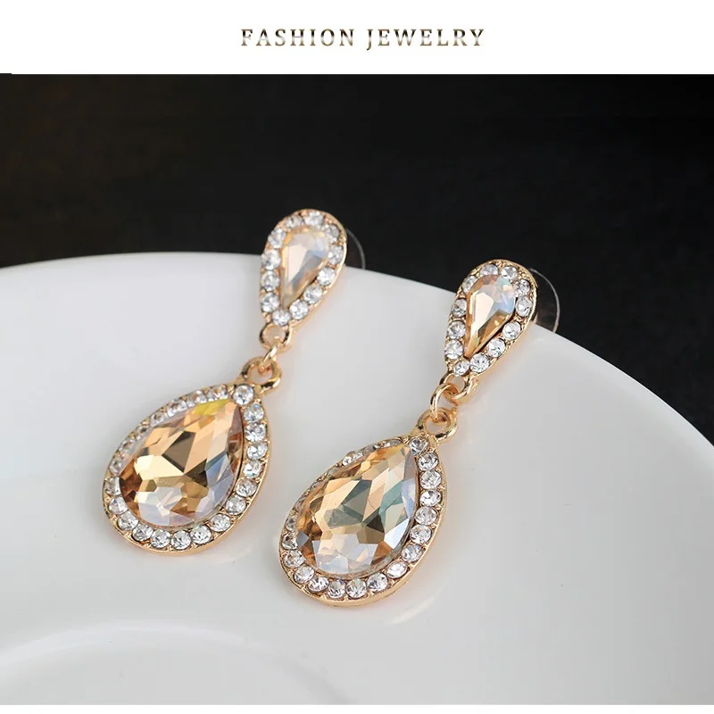 Женские длинные серьги-капли цвета шампань стразы в форме капли свадебные серьги