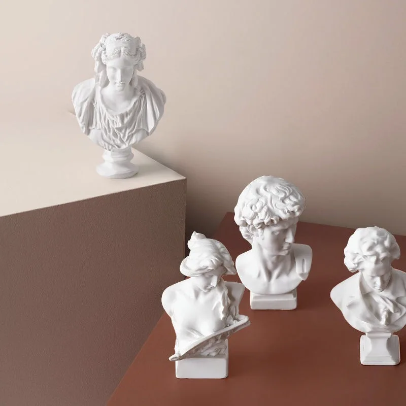 Скульптура скандинавского персонажа мини всемирно известная статуя Ретро