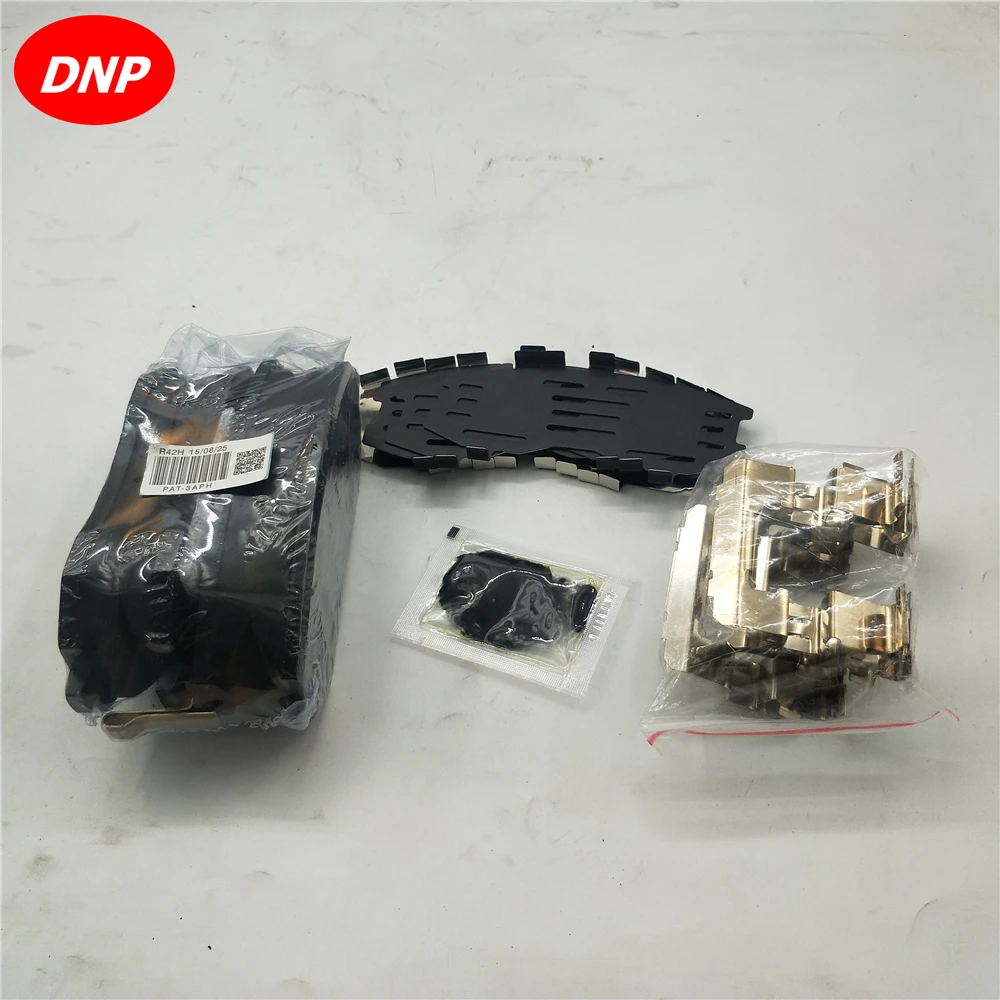 Комплект передних тормозных колодок DNP подходит для Subaru Legacy Impreza Forester Saab 9 2X 26296