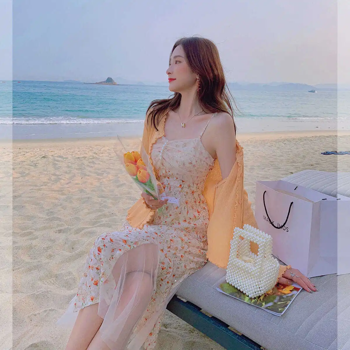 

Dress for women Summer Round Neck Women Blouse Puff Sleeve Tops Short Sleeve Shirt Suspender Floral Dress Women Floral suspender