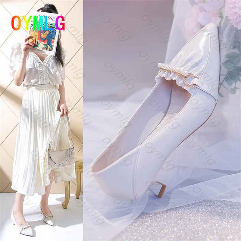 

Pointed shallow mouth single shoes women 2021 new autumn thick heel fairy style low heel net red scoop shoes spring and summer