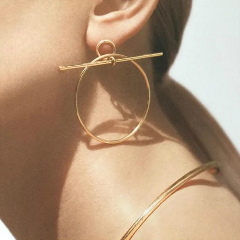 

Visisap Fashion Retro Element Copper Cast Circle Straight Cross Earrings for Women Exaggerated OL Style Trend Lady Earring B1134