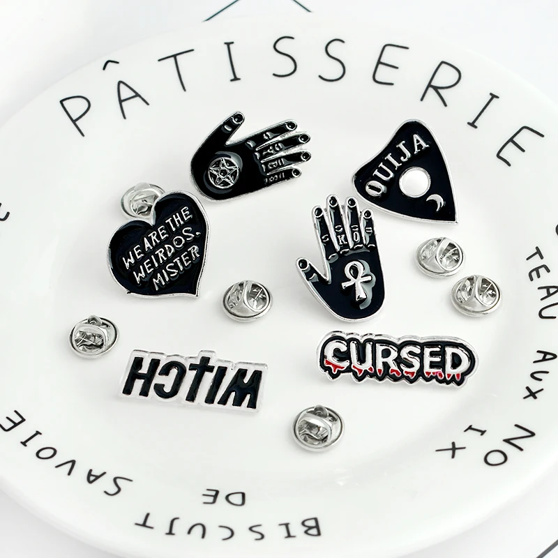 Эмалированная булавка Dark witch заколки и броши в виде черного сердца стиле панк для