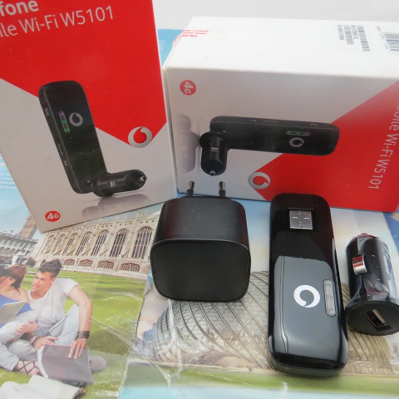 Unlocked W5101 4G LTE Carstick CAT4 Mobile Router USB Stick With Rotatable Support 4G 800/900/1800/2600 MHz