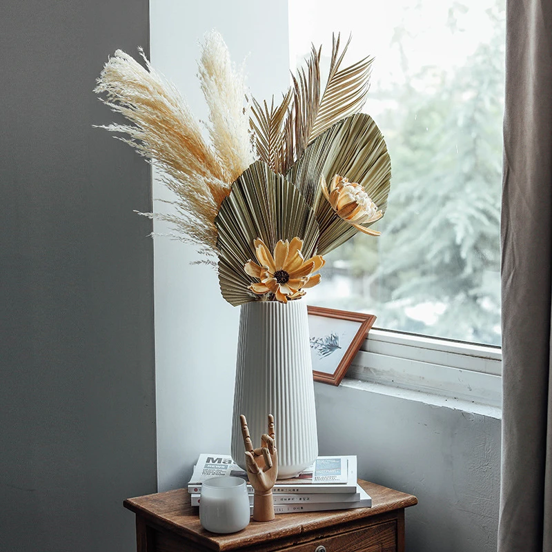 

Palm Leaf Fan Pampas Grass Lotus Flower Dried Leaves Artificial Flowers Plant Centerpiece Interior Accesories Gabozes Home Decor