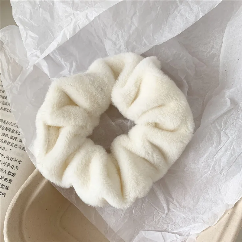 

Fashion Girls Elastic Faux Fur Scrunchie Hair Rope Ponytail Holder Elastic Plush Hair Ring Hair Accessories Fluffy Hair Ties